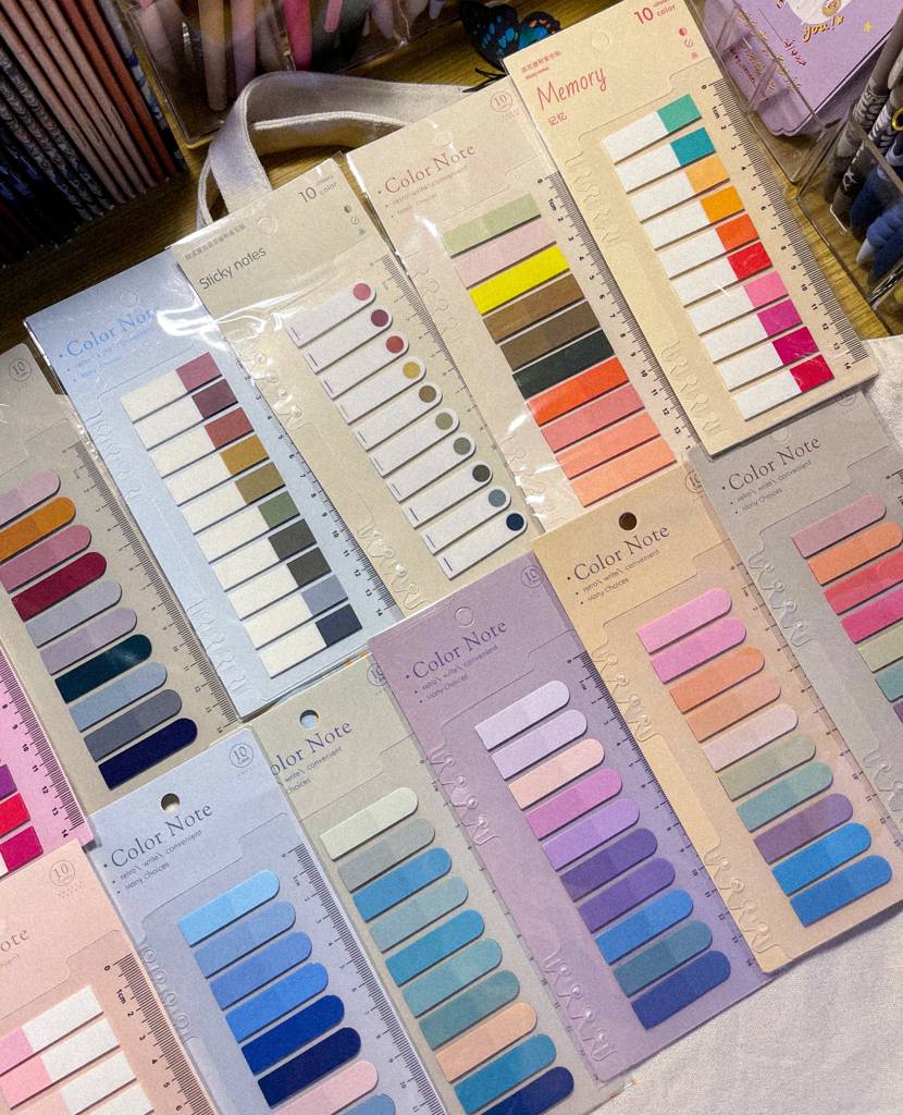 📚علامات كتب عريضة