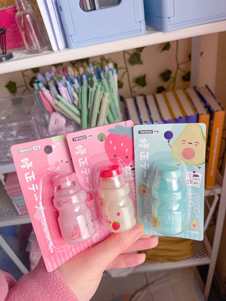 🍓شريط تصحيح جاف (ماسح حبر) على شكل علبة حليب كورية كيوت