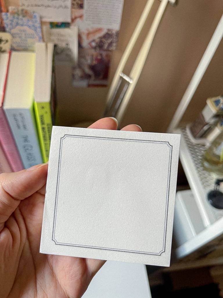 ​📃​ستيكي نوتس بيضاء بتصاميم مختلفة