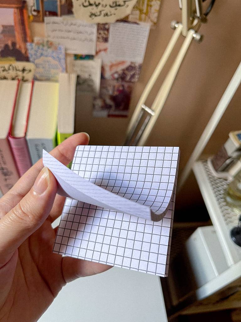 ​📃​ستيكي نوتس بيضاء بتصاميم مختلفة