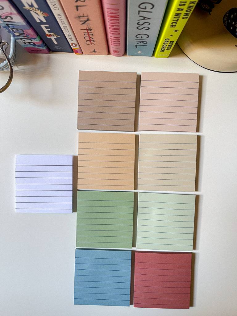 ​📜​ستيكي نوتس مخطط بألوان هادئة