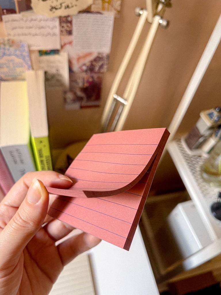 ​📜​ستيكي نوتس مخطط بألوان هادئة