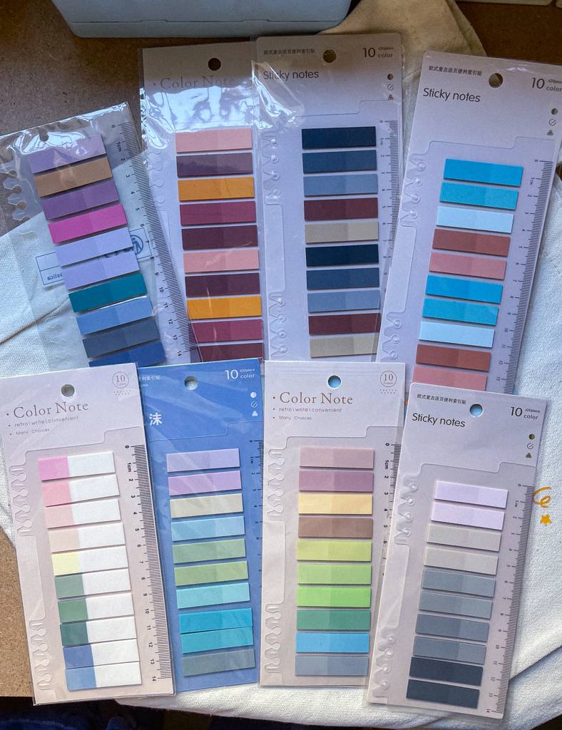 📚علامات كتب عريضة