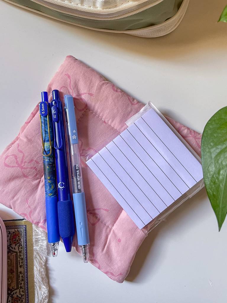 مجموعة أقلام نجوم الليل مع ستيكي نوتس