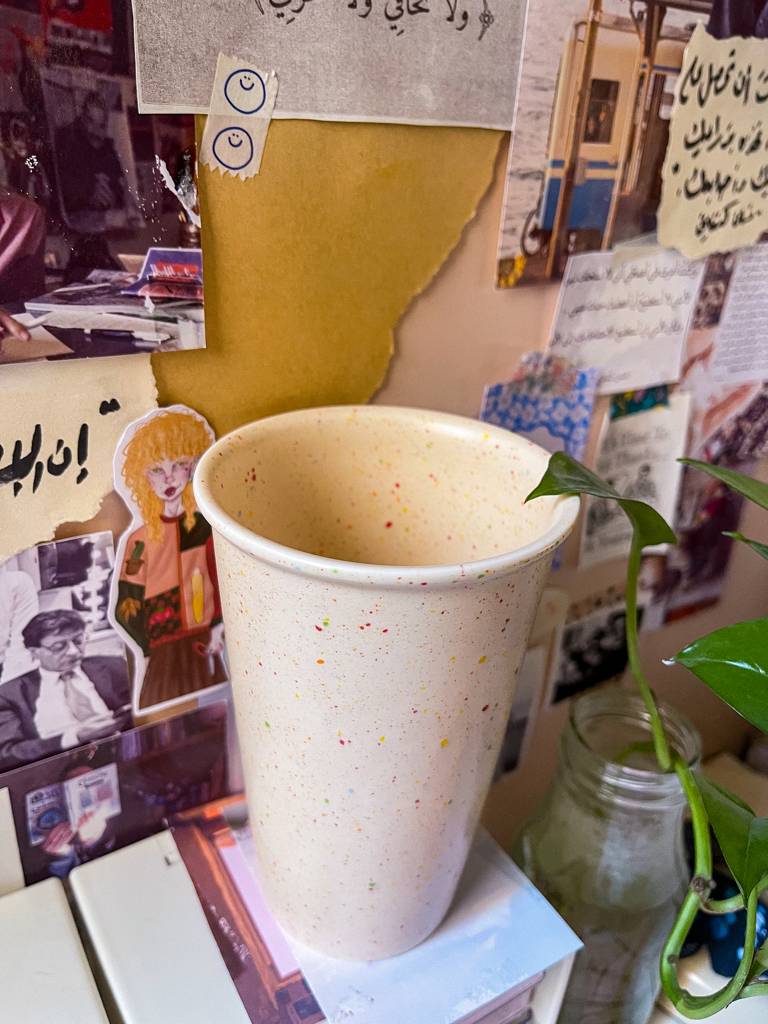 💛كوب هاندميد طويل ومميز